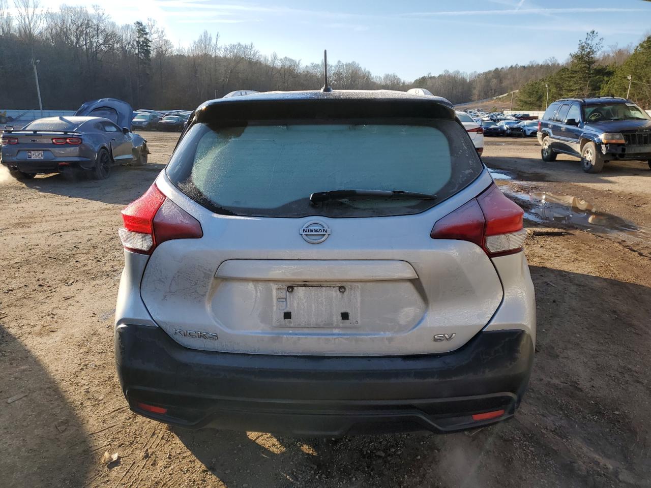2019 Nissan Kicks VIN 3N1CP5CU1KL552720 Copart auction photo, side damage thumbnail 6