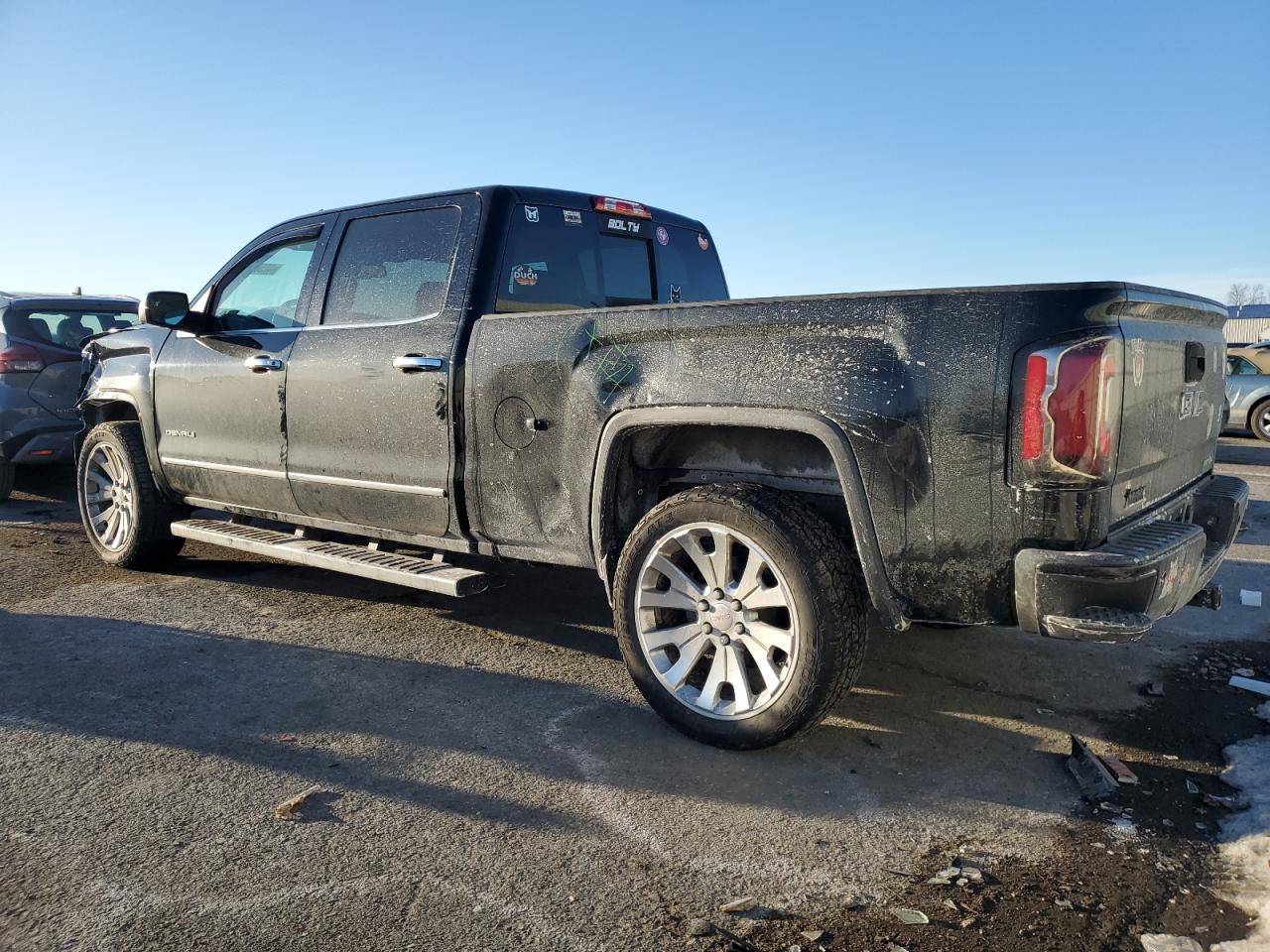 2017 GMC Sierra VIN 3GTU2PEJXHG152641 Copart auction photo, front end / side damage thumbnail 2