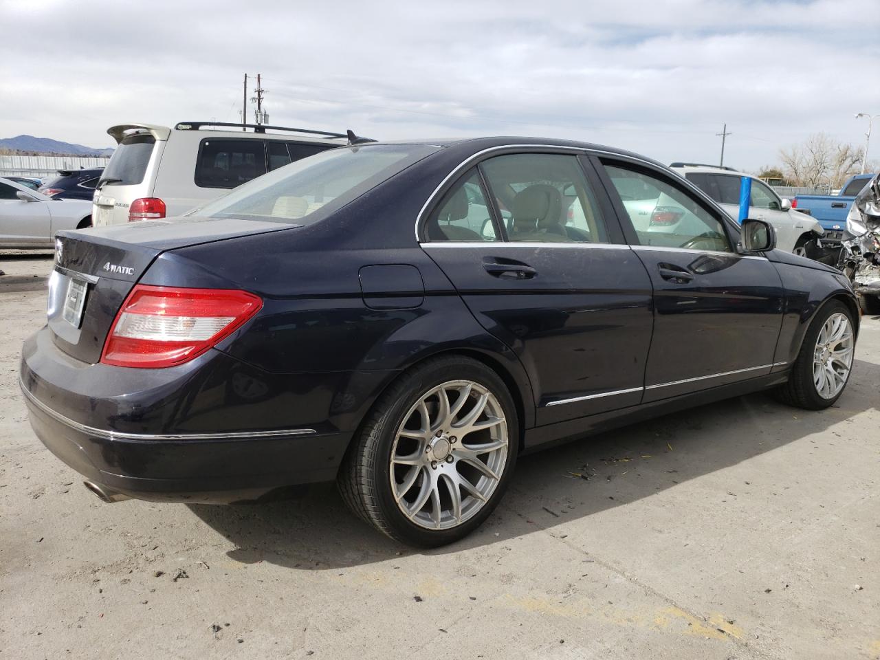 2008 Mercedes-Benz C-klasse VIN WDDGF81X78F067703 Copart auction photo, vandalism / hail damage thumbnail 3