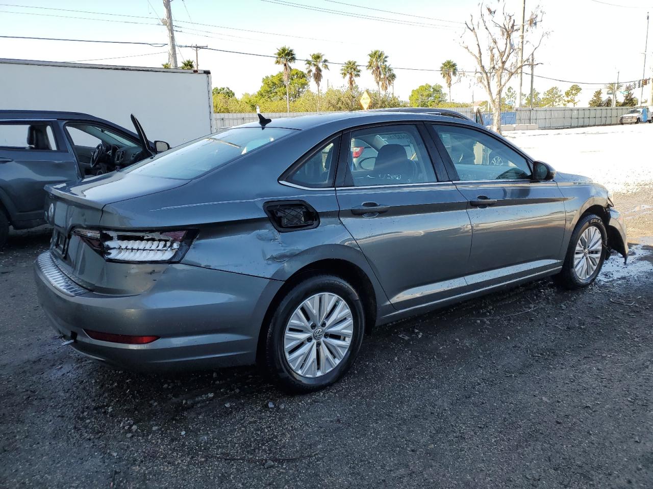 2019 Volkswagen Jetta VIN 3VWN57BU4KM229634 Copart auction photo, rear end / front end damage thumbnail 3