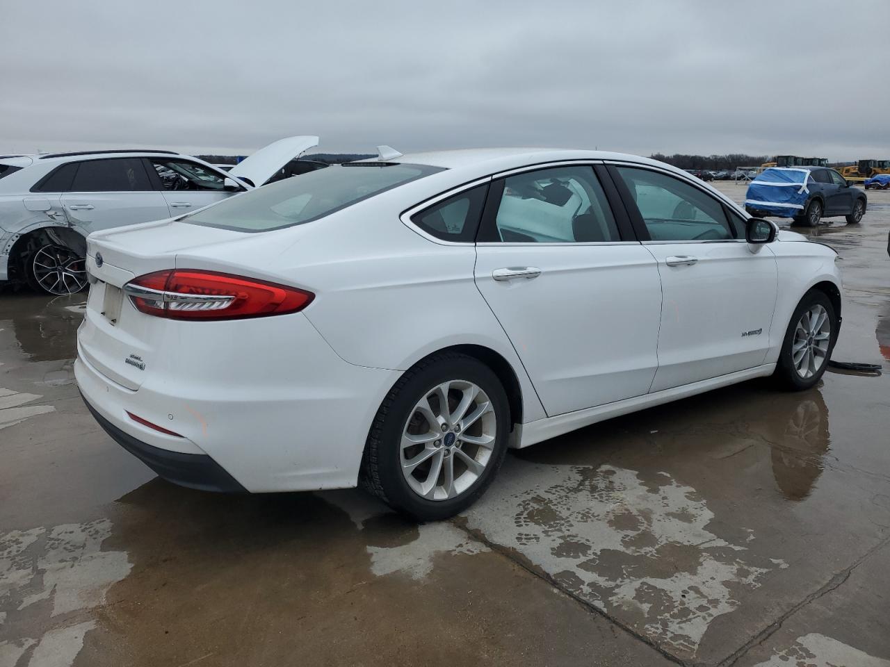 2019 Ford Fusion VIN 3FA6P0MU8KR239906 Copart auction photo, front end damage thumbnail 3