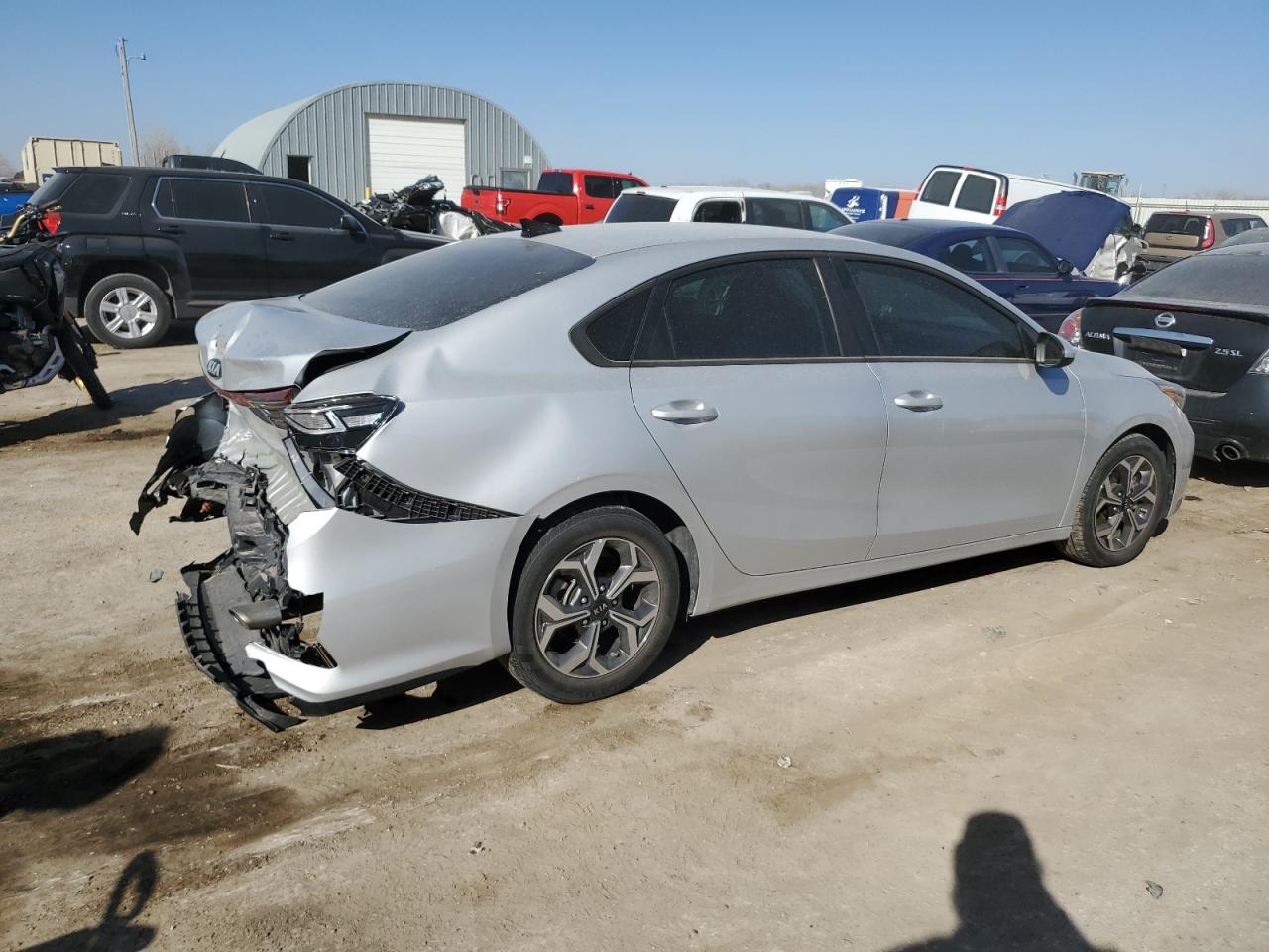 2021 KIA Forte VIN 3KPF24AD1ME300754 Copart auction photo, rear end damage thumbnail 3