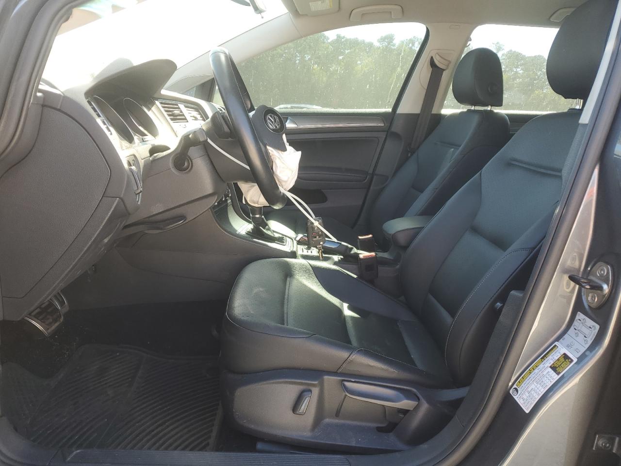 2017 Volkswagen Golf VIN 3VWH17AU1HM509725 Copart auction photo, front end / mechanical damage thumbnail 7