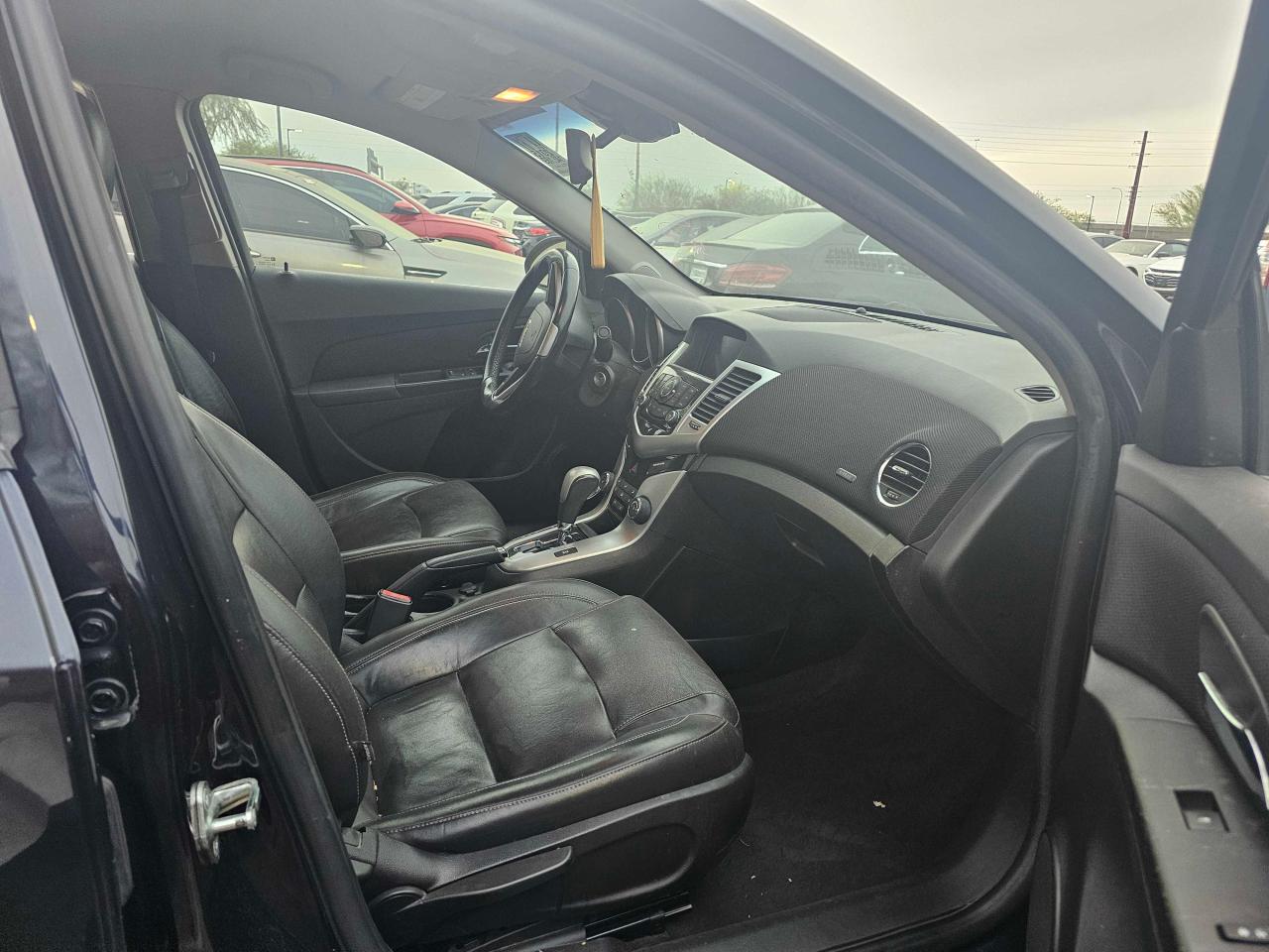 2015 Chevrolet Cruze VIN 1G1PE5SB2F7206361 Copart auction photo, side / minor dent/scratches damage thumbnail 5