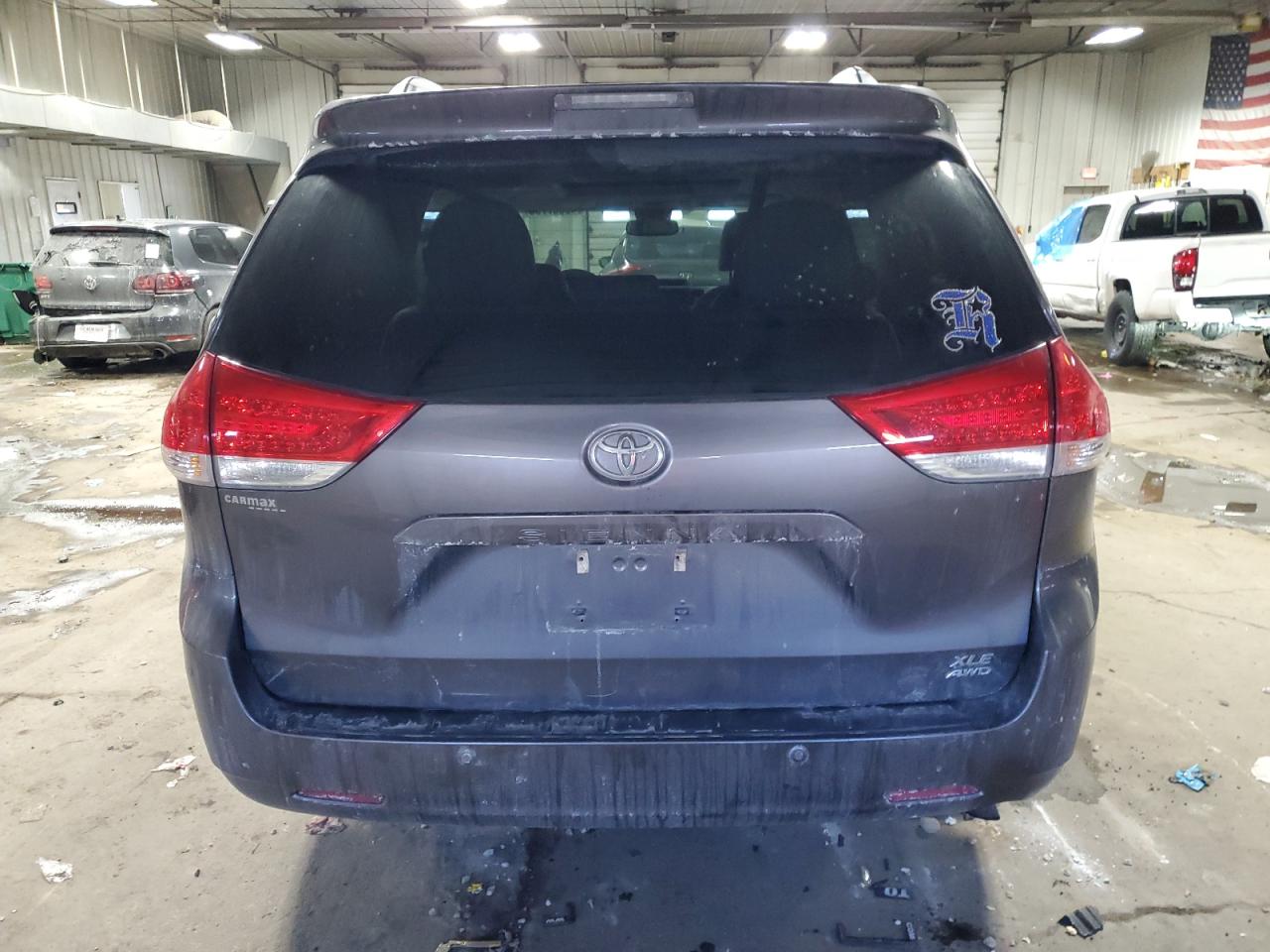 2013 Toyota Sienna VIN 5TDDK3DC1DS055559 Copart auction photo, side damage thumbnail 6
