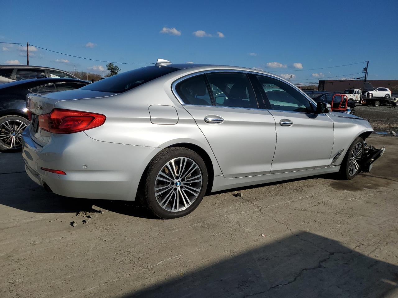 2017 BMW 5er VIN WBAJA7C33HG905896 Copart auction photo, front end damage thumbnail 3