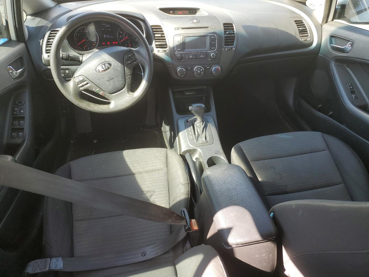 2016 KIA Forte VIN KNAFX4A67G5443434 Copart auction photo, all over damage thumbnail 8