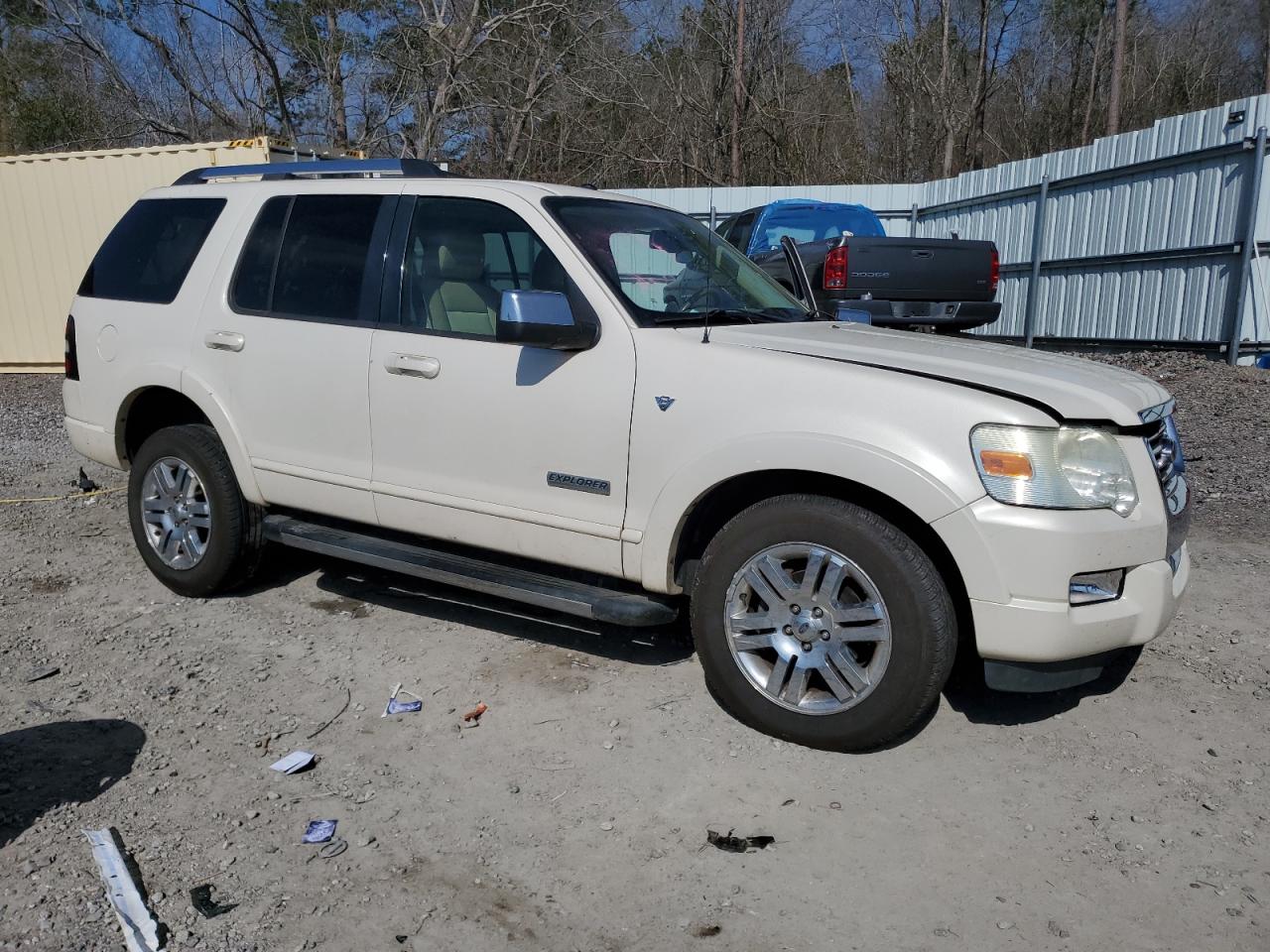 2007 Ford Explorer VIN 1FMEU65877UB04950 Copart auction photo, front end / minor dent/scratches damage thumbnail 4