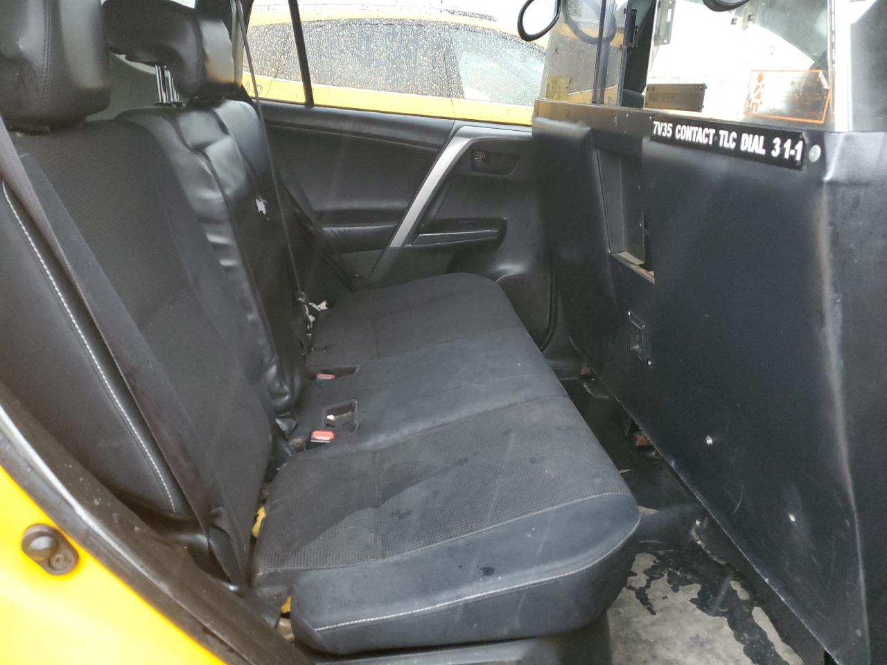 2017 Toyota RAV 4 VIN JTMRJREV9HD075197 Copart auction photo, side / minor dent/scratches damage thumbnail 11