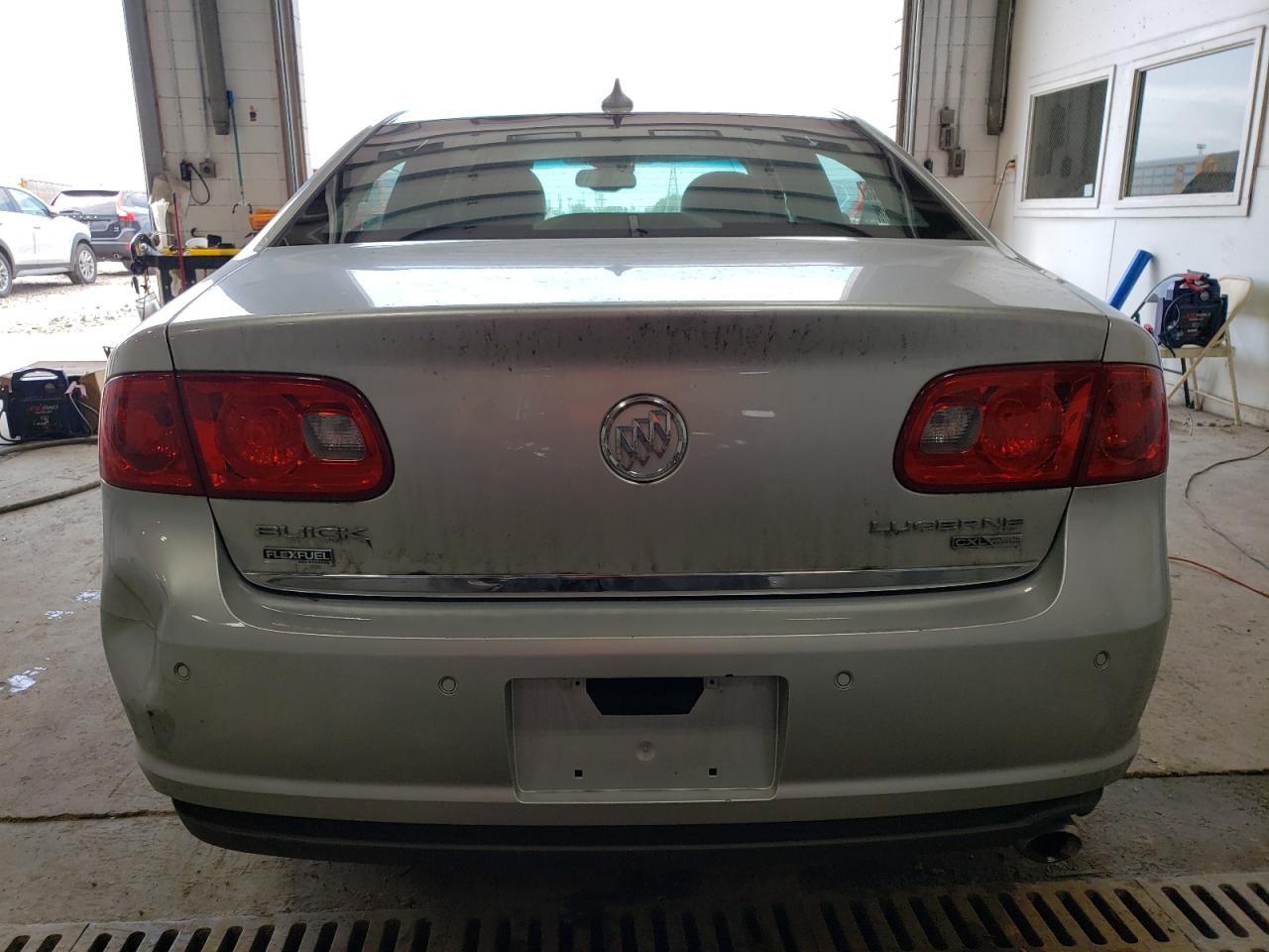 2009 Buick Lucerne VIN 1G4HD57M39U136198 Copart auction photo, side / rear end damage thumbnail 6