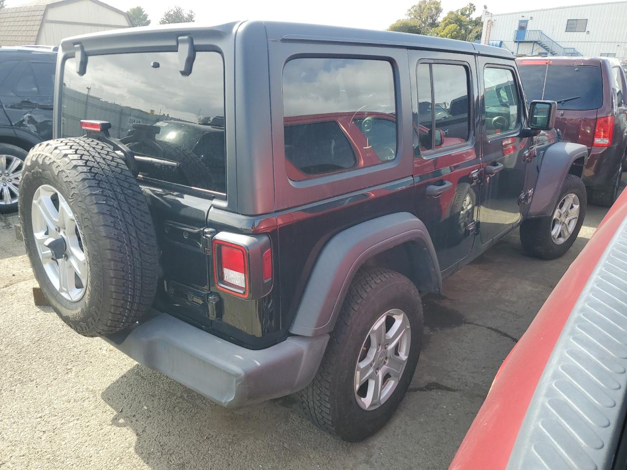 2021 Jeep Wrangler VIN 1C4HJXDN5MW636897 Copart auction photo, minor dent/scratches damage thumbnail 3
