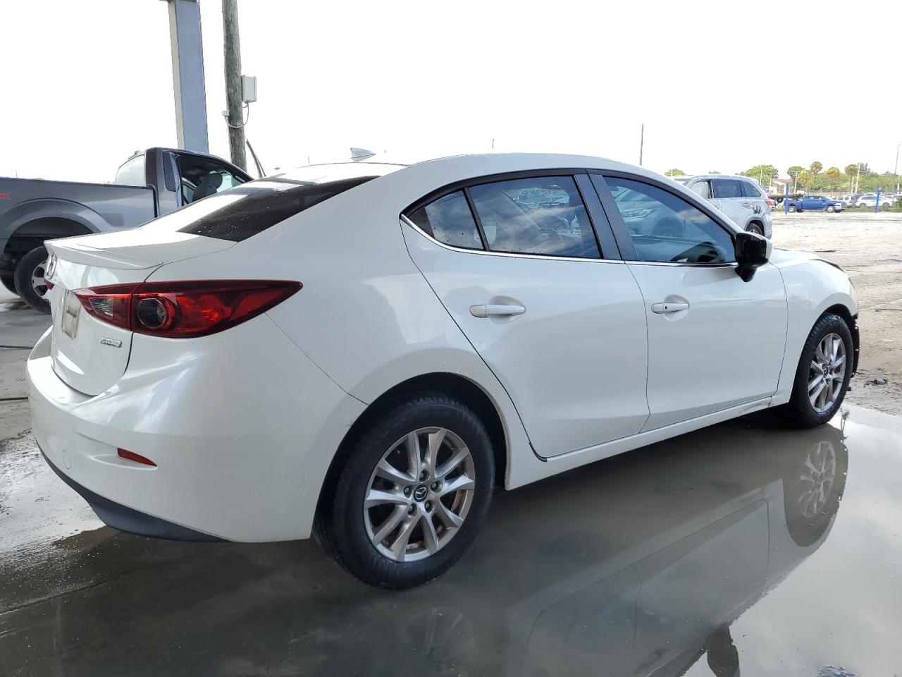 2015 Mazda 3 VIN 3MZBM1V79FM128572 Copart auction photo, front end / minor dent/scratches damage thumbnail 3