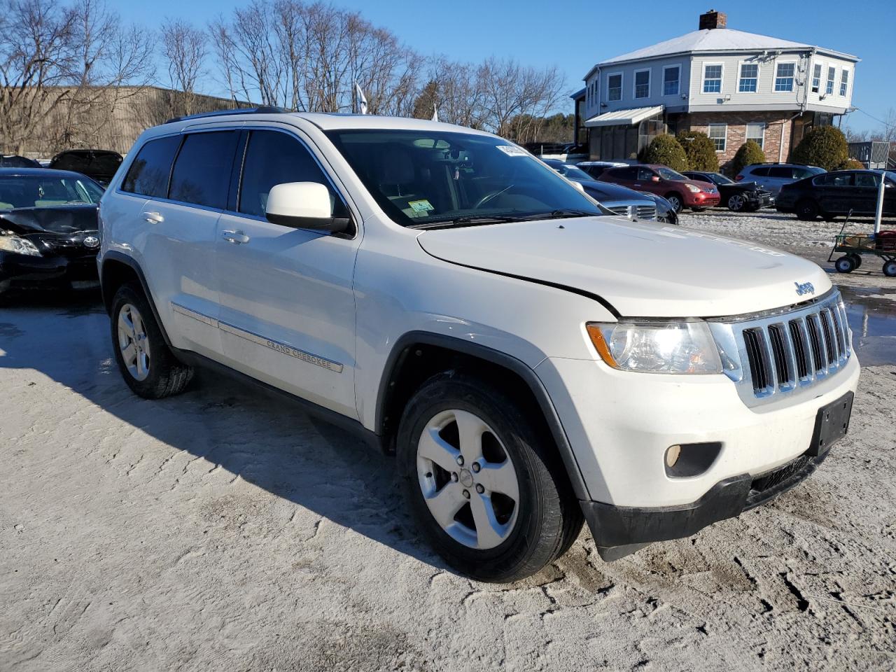 2012 Jeep Grand Cherokee VIN 1C4RJFAG2CC304257 Copart auction photo, front end damage thumbnail 4