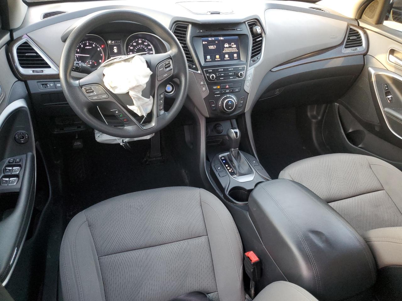 2018 Hyundai Santa Fe VIN 5NMZUDLB7JH062593 Copart auction photo, front end damage thumbnail 8