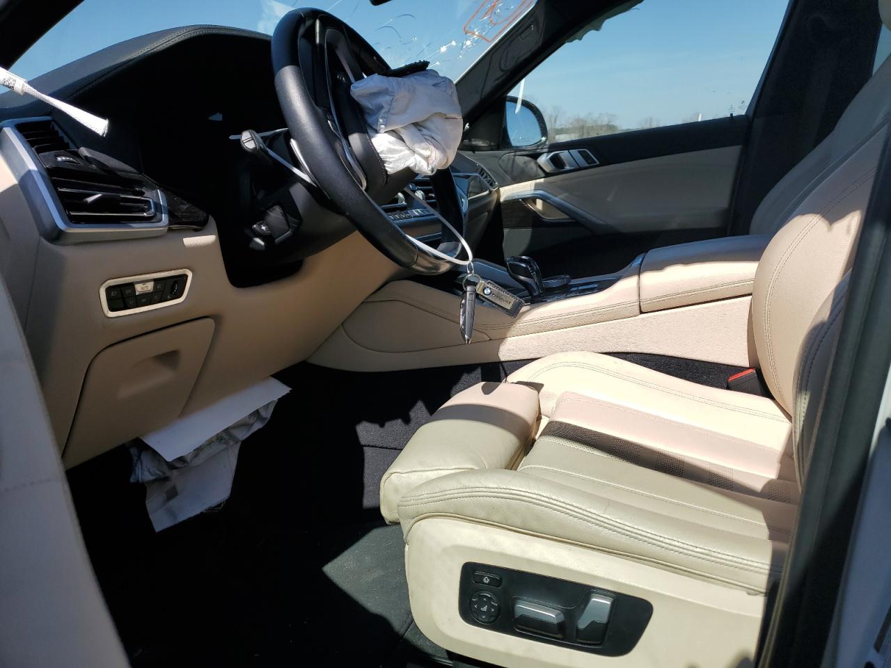 2021 BMW X6 VIN 5UXCY6C08M9E54309 Copart auction photo, front end / minor dent/scratches damage thumbnail 7