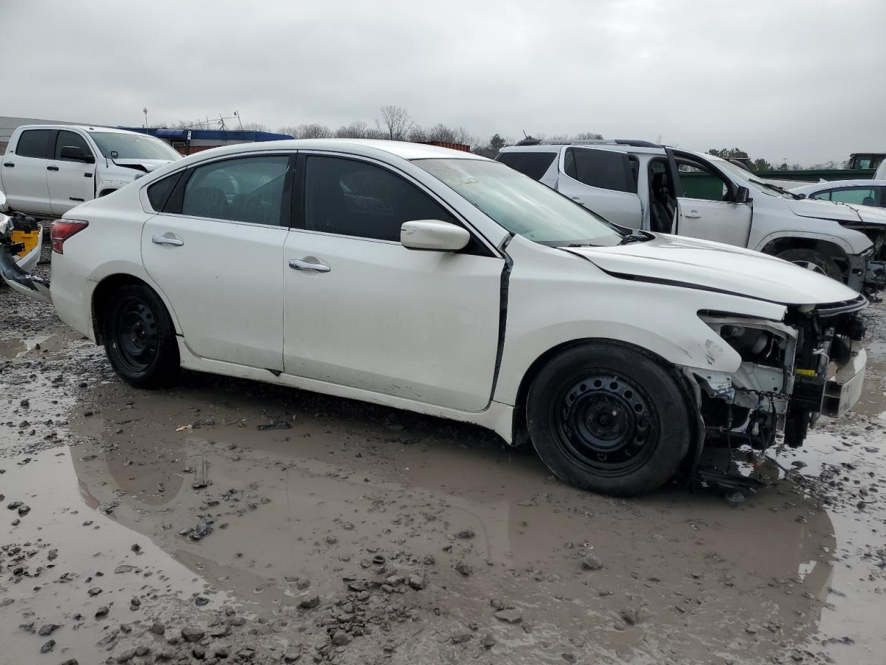 2015 Nissan Altima VIN 1N4AL3AP1FC125188 Copart auction photo, front end / side damage thumbnail 4