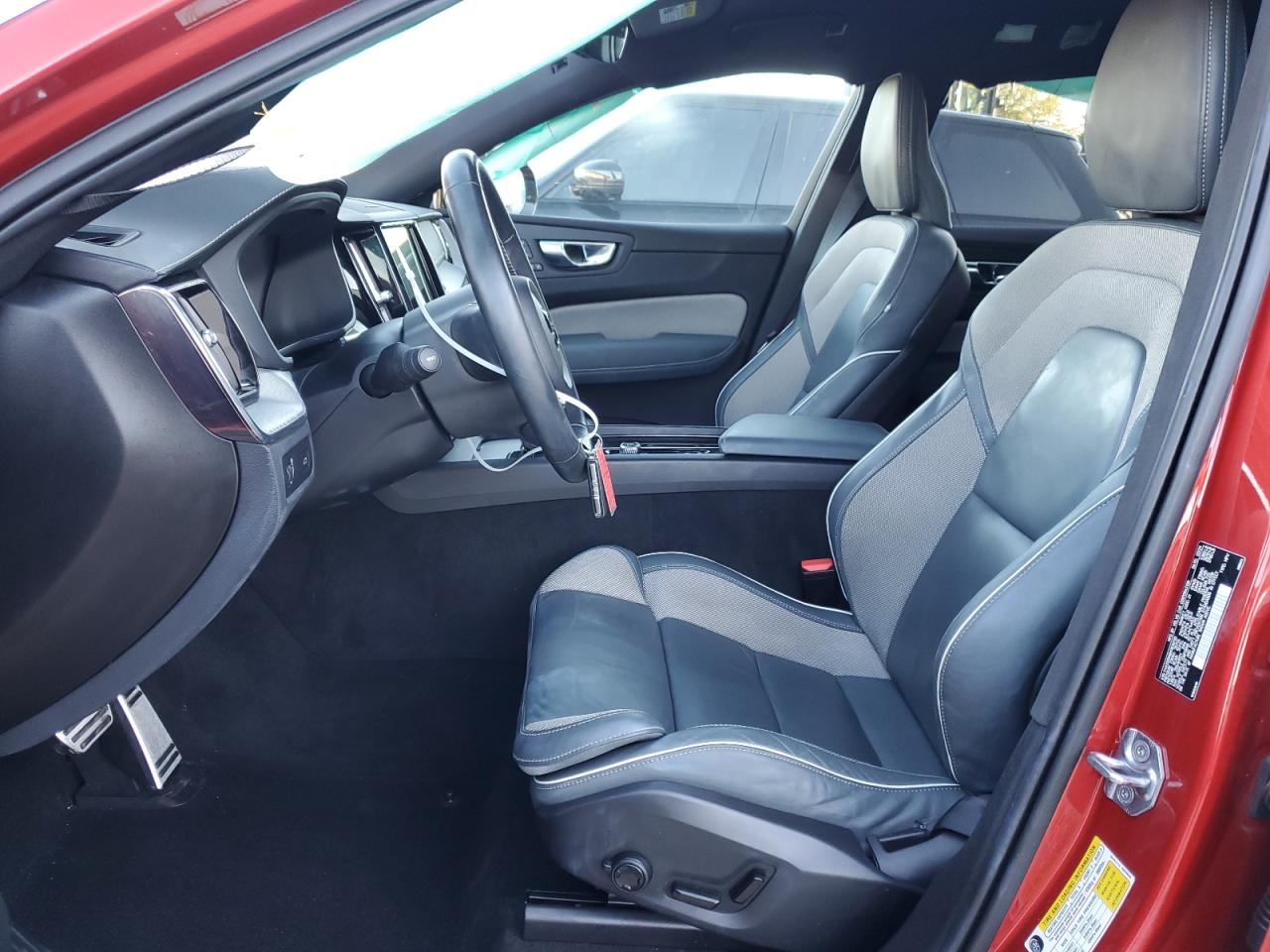 2021 Volvo XC60 VIN YV4102RM8M1830700 Copart auction photo, rear end damage thumbnail 7