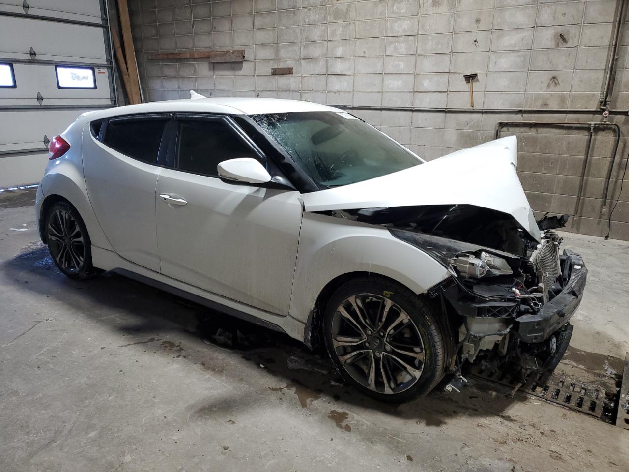 2016 Hyundai Veloster VIN KMHTC6AE6GU263576 Copart auction photo, front end damage thumbnail 4