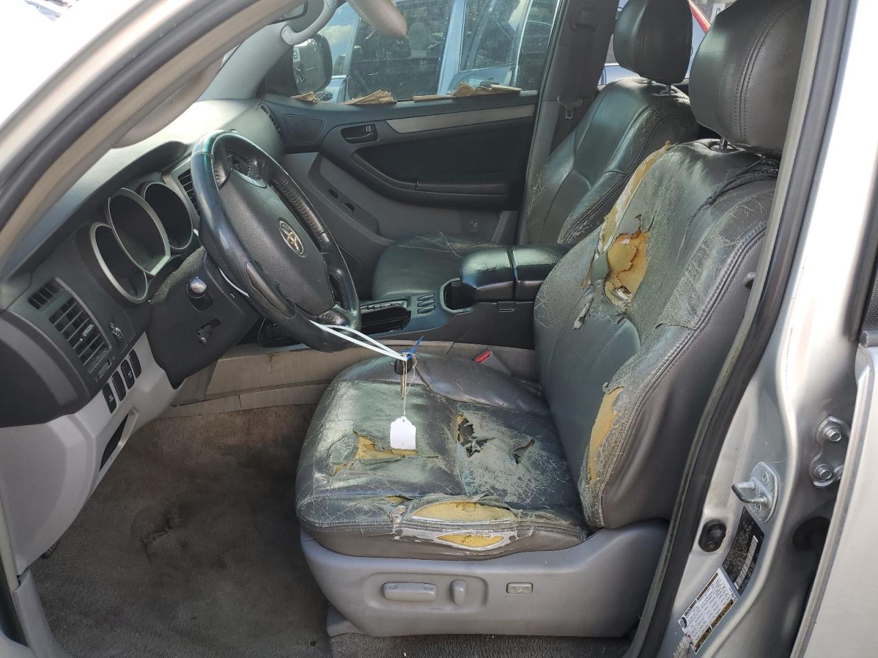 2006 Toyota 4Runner VIN JTEZU14R568062042 Copart auction photo, minor dent/scratches damage thumbnail 7