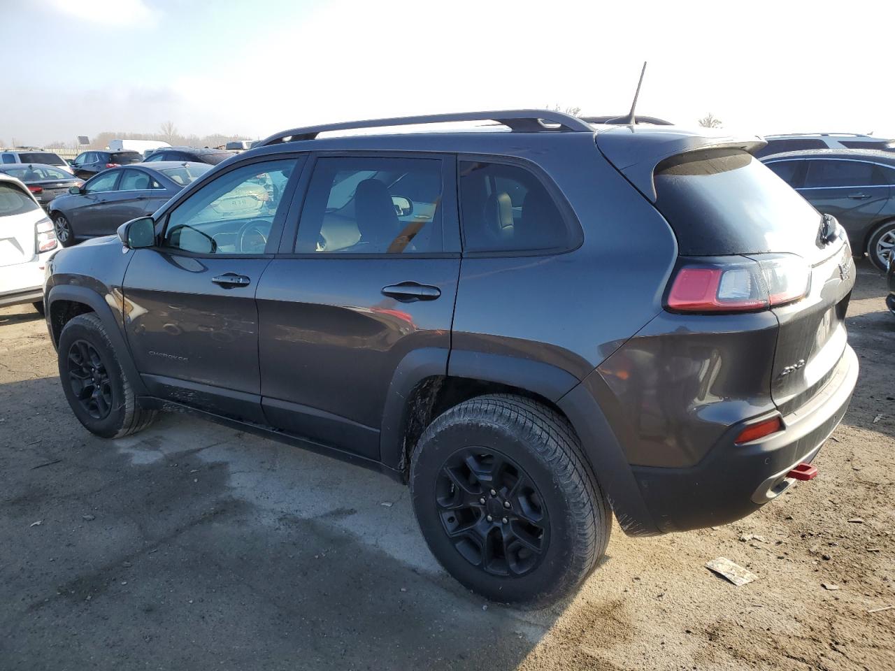 2020 Jeep Cherokee VIN 1C4PJMBX1LD564864 Copart auction photo, side / front end damage thumbnail 2