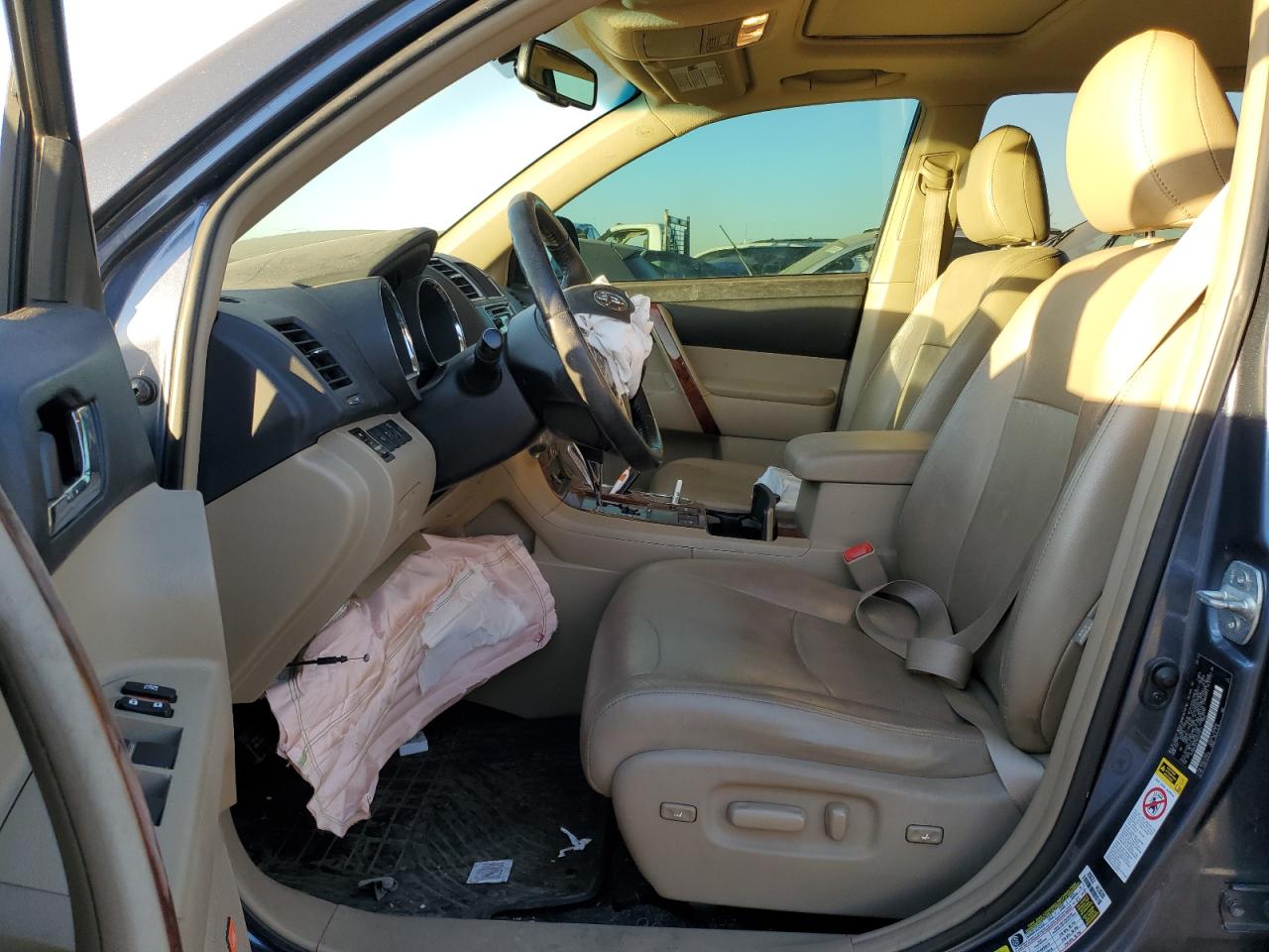 2013 Toyota Highlander VIN 5TDDK3EH1DS245873 Copart auction photo, front end damage thumbnail 7