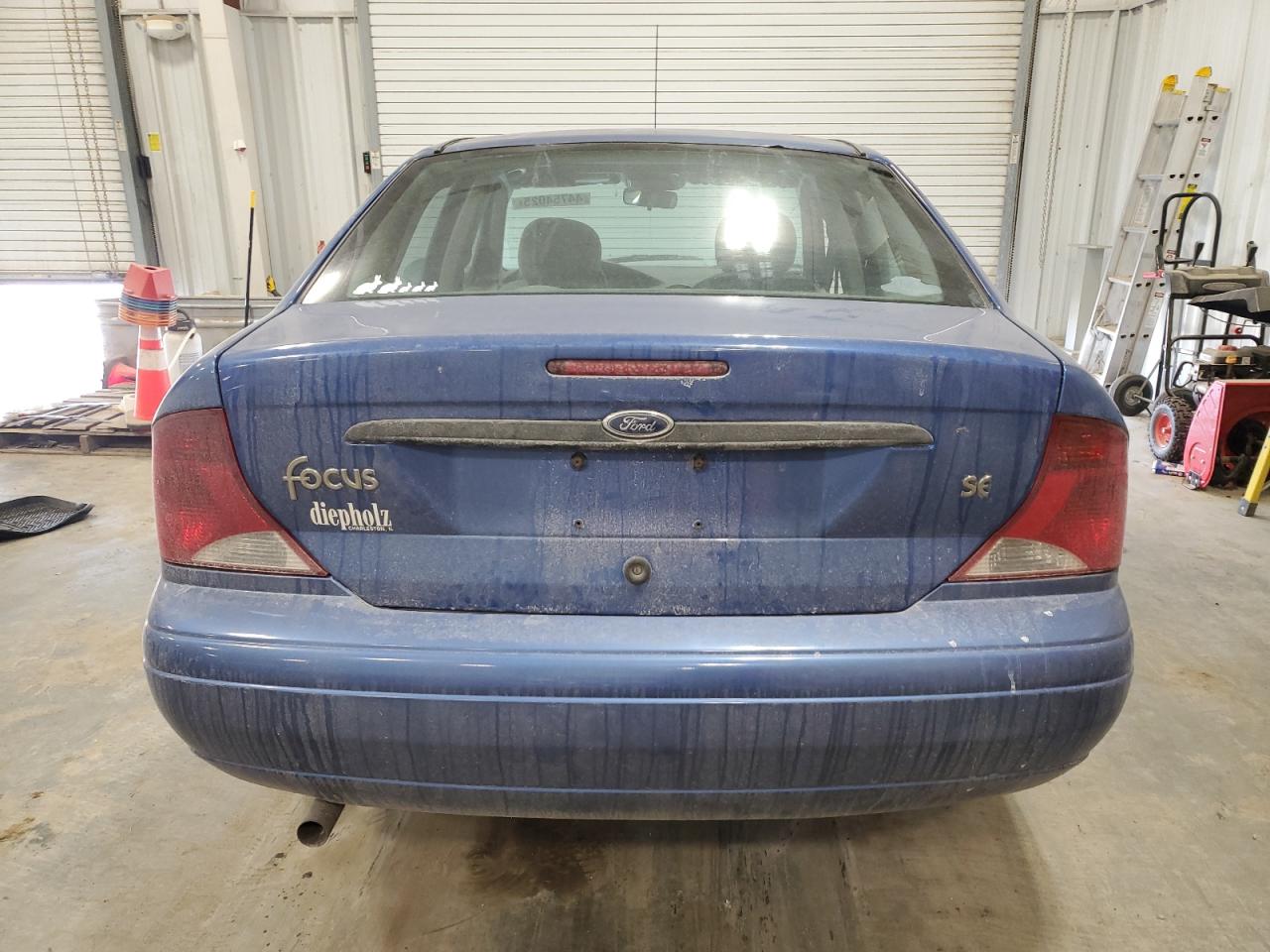 2003 Ford Focus VIN 1FAFP34383W126867 Copart auction photo, front end / side damage thumbnail 6