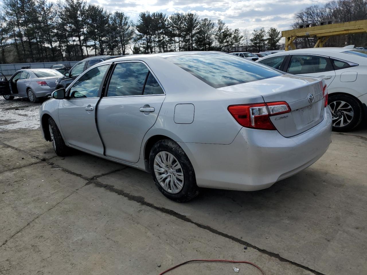 2014 Toyota Camry VIN 4T4BF1FK5ER402166 Copart auction photo, front end / minor dent/scratches damage thumbnail 2