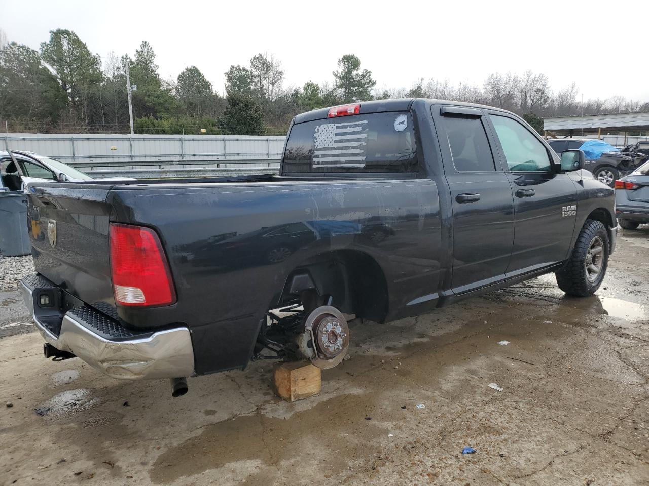2018 RAM 1500 VIN 1C6RR6FG4JS340172 Copart auction photo, rear end / front end damage thumbnail 3