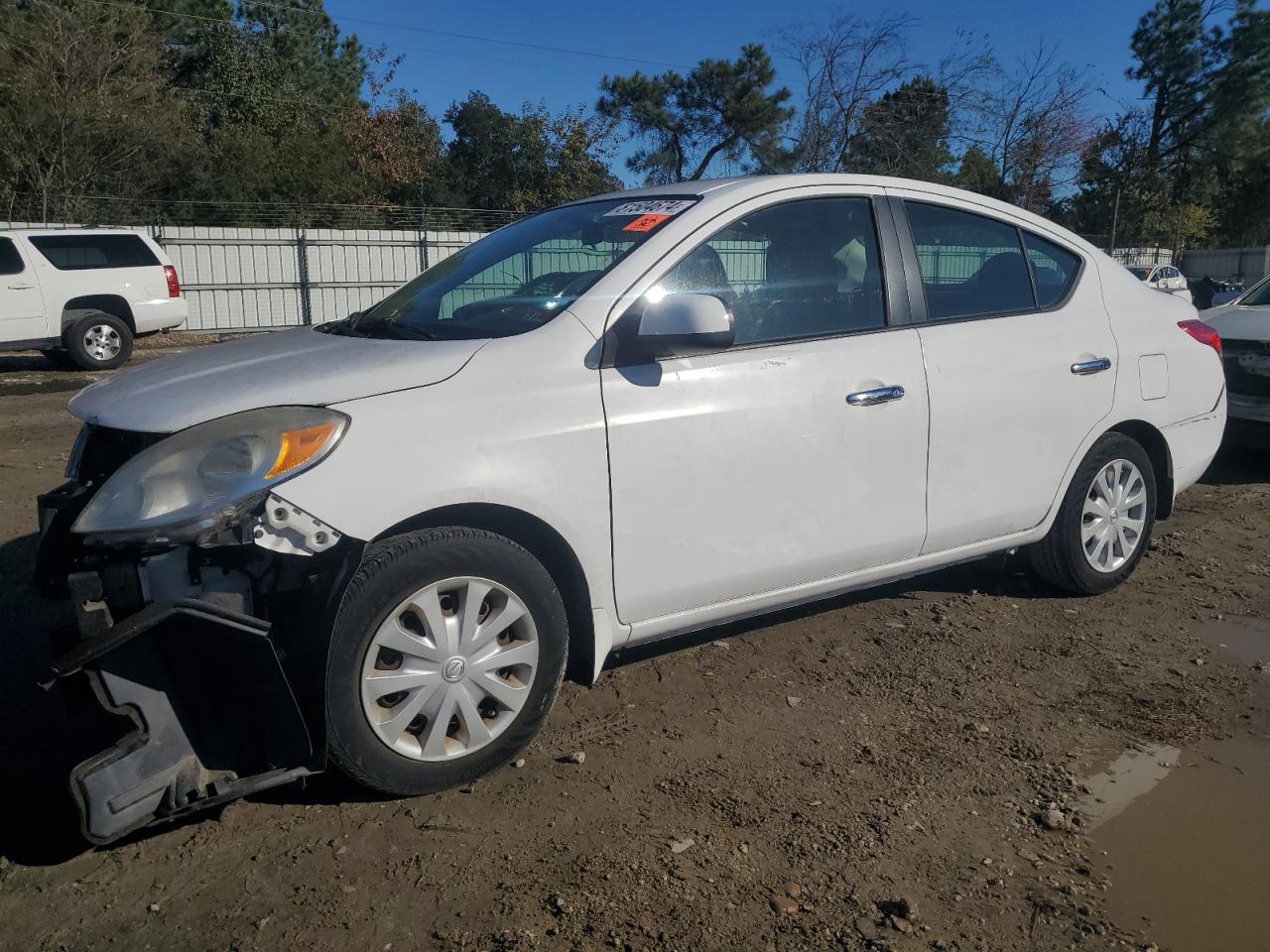 2013 Nissan Versa VIN 3N1CN7AP5DL837471