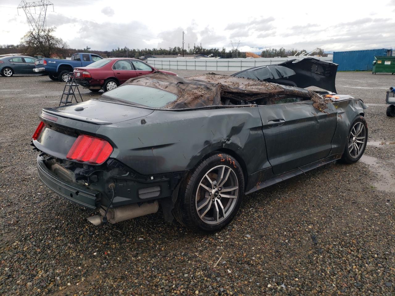 2015 Ford Mustang VIN 1FATP8UH9F5371599 Copart auction photo, all over damage thumbnail 3