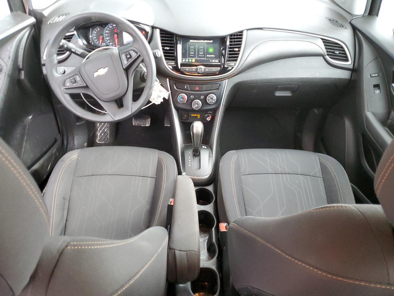 2019 Chevrolet Trax VIN 3GNCJLSB2KL405526 Copart auction photo, front end / side damage thumbnail 8