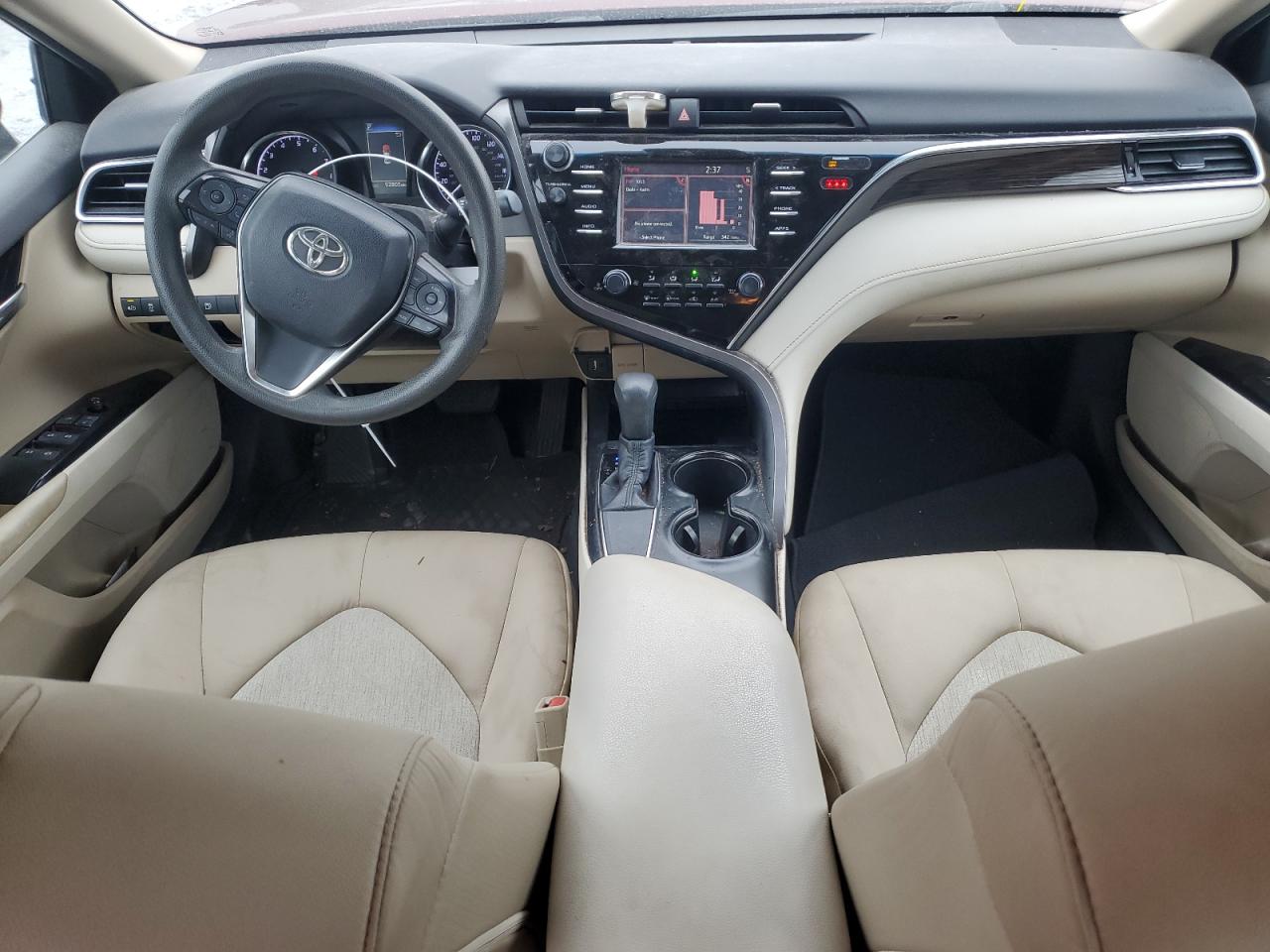 2018 Toyota Camry VIN 4T1B11HK6JU532554 Copart auction photo, front end damage thumbnail 8
