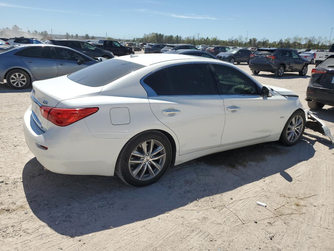2016 Infiniti Q50 VIN JN1EV7AP9GM305451 Copart auction photo, front end / minor dent/scratches damage thumbnail 3