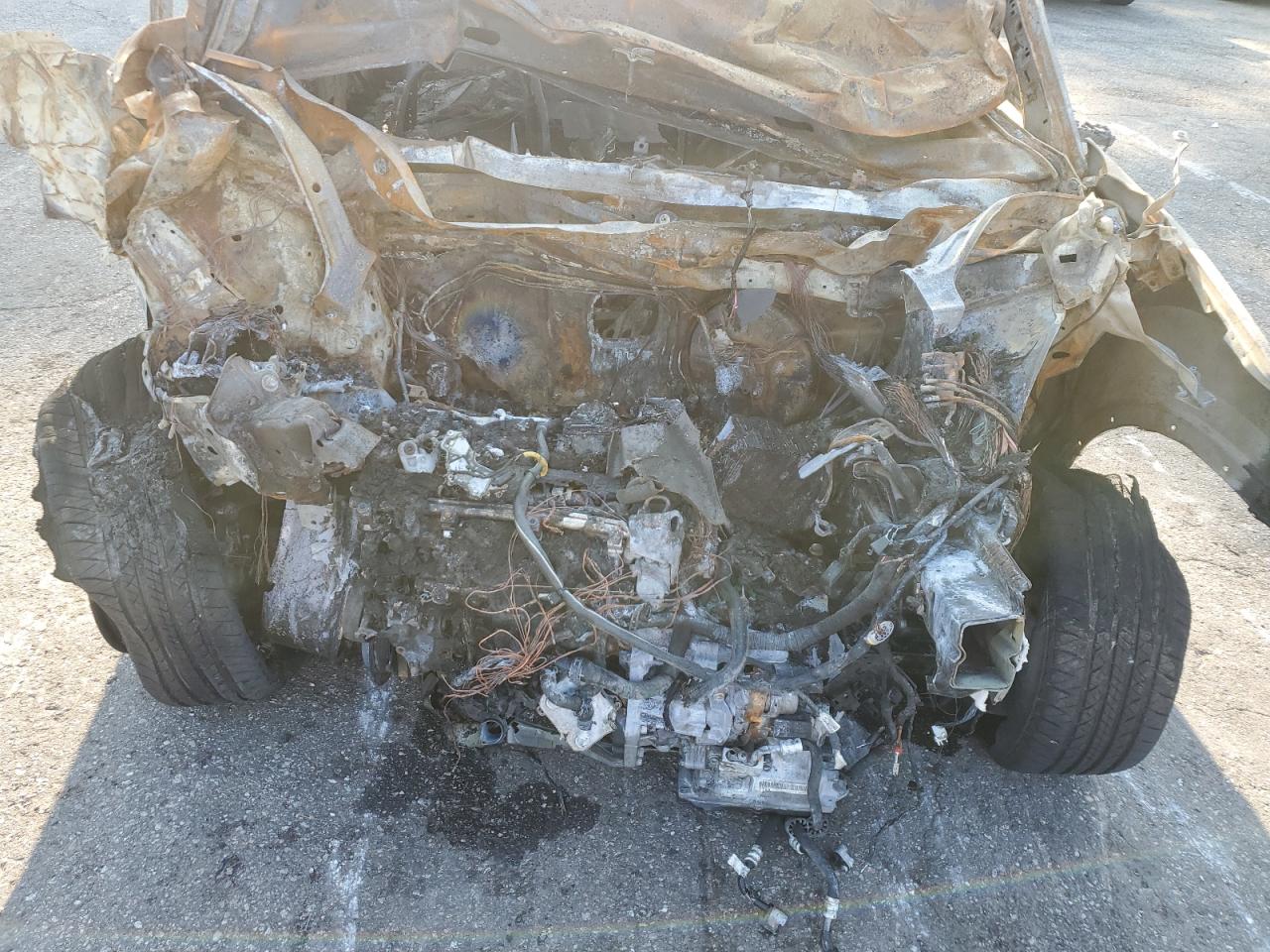 2018 Volkswagen Atlas VIN 1V2CR2CA4JC573811 Copart auction photo, burn damage thumbnail 13
