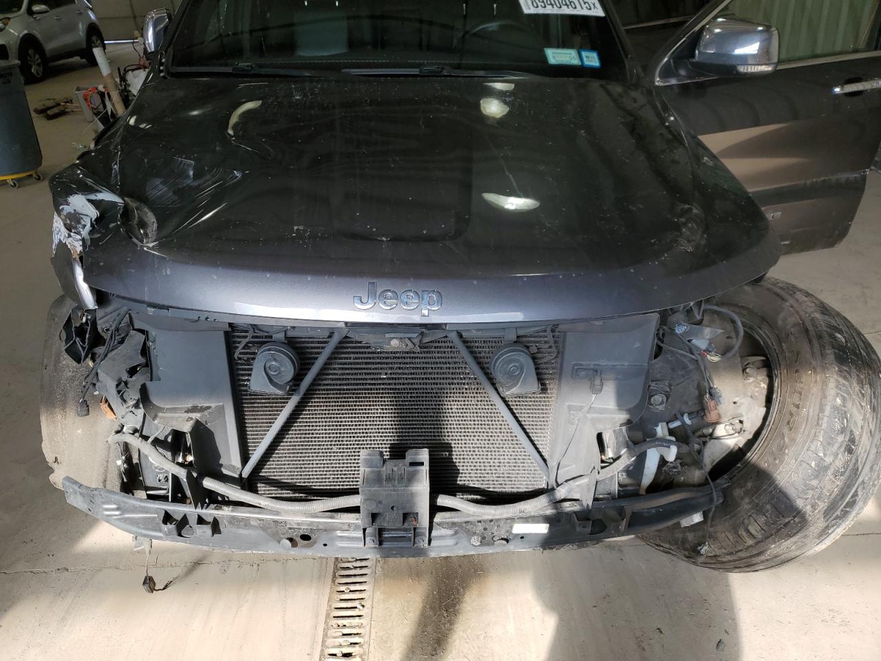 2020 Jeep Grand Cherokee VIN 1C4RJFBG0LC143468 Copart auction photo, side / front end damage thumbnail 12