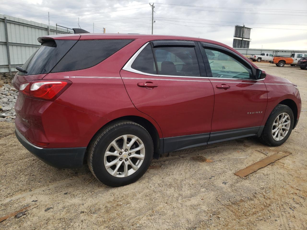 2018 Chevrolet Equinox VIN 2GNAXSEV1J6203205 Copart auction photo, front end / side damage thumbnail 3