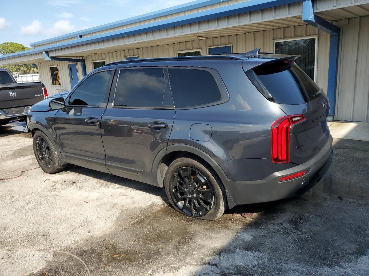 2021 KIA Telluride VIN 5XYP5DHC9MG096734 Copart auction photo, front end / minor dent/scratches damage thumbnail 2