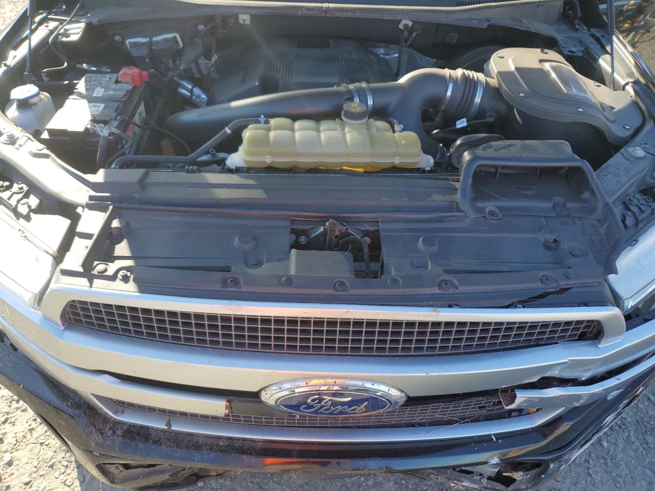 2019 Ford F-150 VIN 1FTEW1C49KFC87914 Copart auction photo, front end damage thumbnail 12