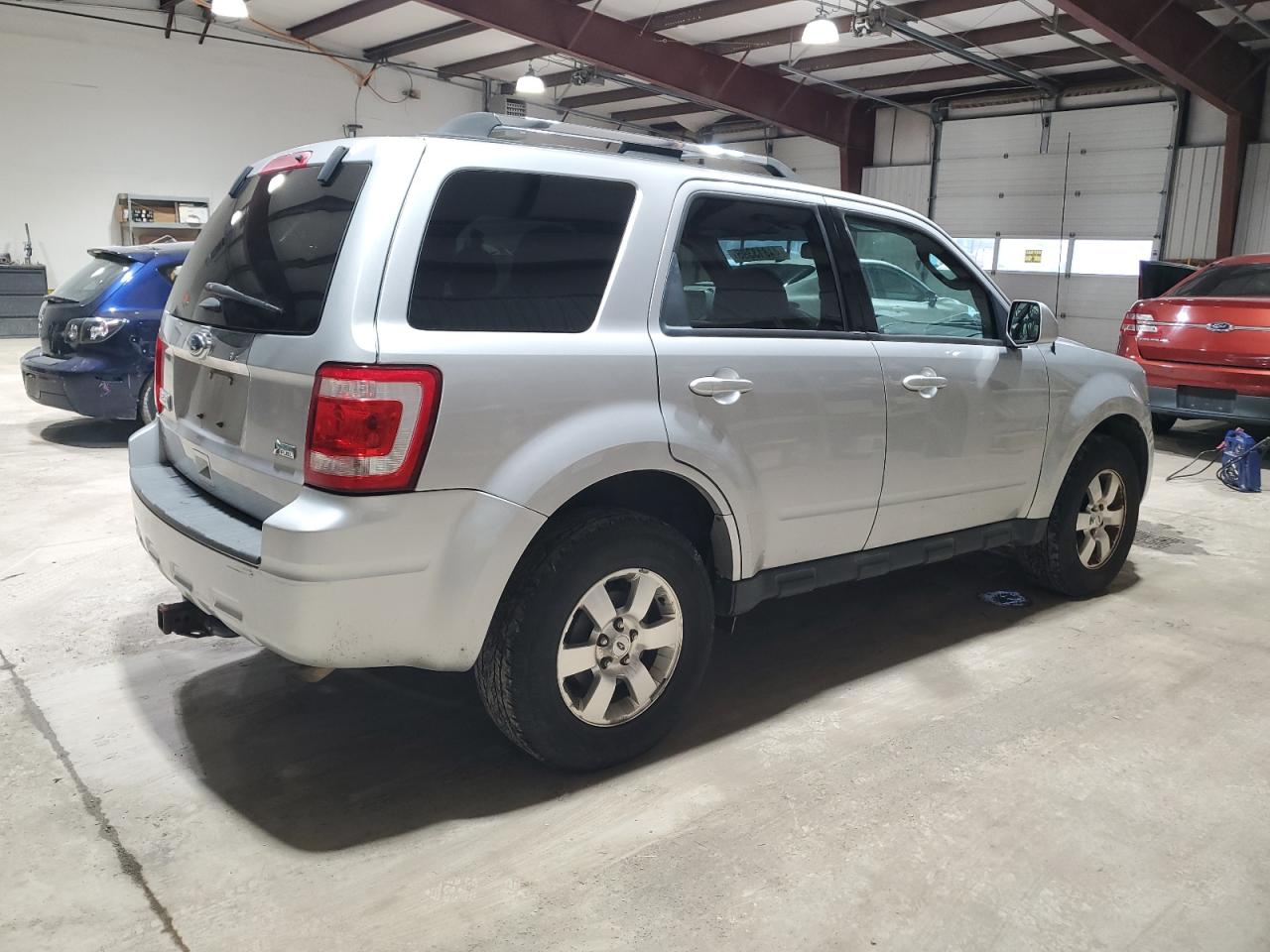 2011 Ford Escape VIN 1FMCU9EG7BKC24042 Copart auction photo, mechanical / minor dent/scratches damage thumbnail 3