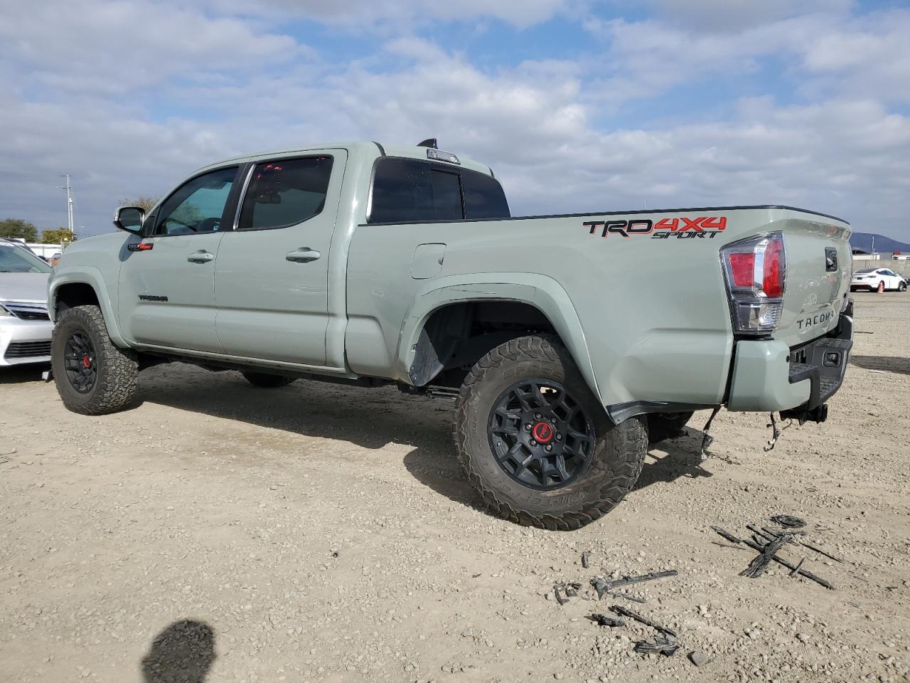 2022 Toyota Tacoma VIN 3TMDZ5BN3NM126953 Copart auction photo, rear end damage thumbnail 2