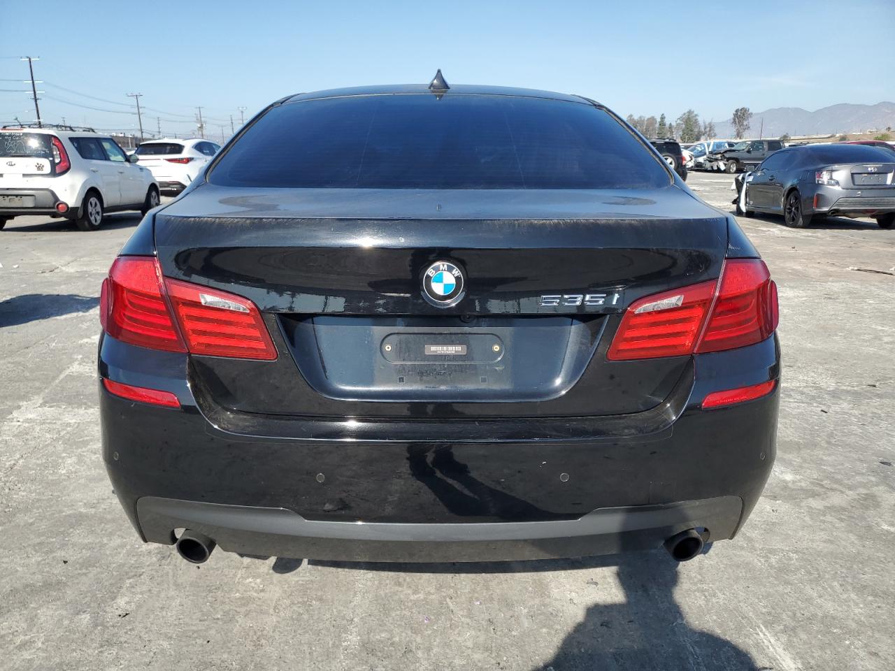 2013 BMW 5er VIN WBAFR7C57DC822957 Copart auction photo, minor dent/scratches damage thumbnail 6