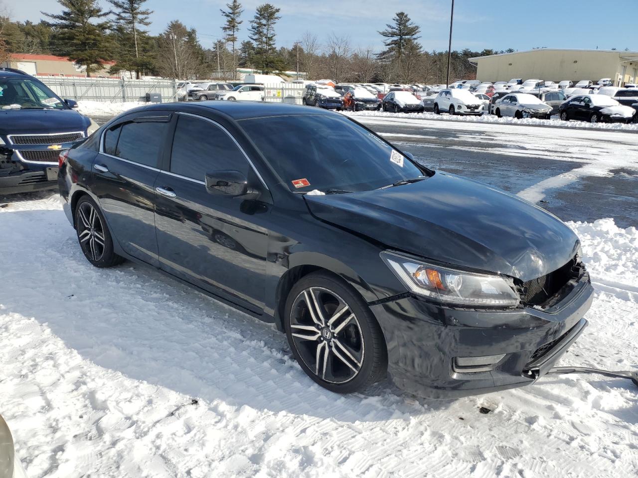 2014 Honda Accord VIN 1HGCR2F54EA119562 Copart auction photo, front end / minor dent/scratches damage thumbnail 4