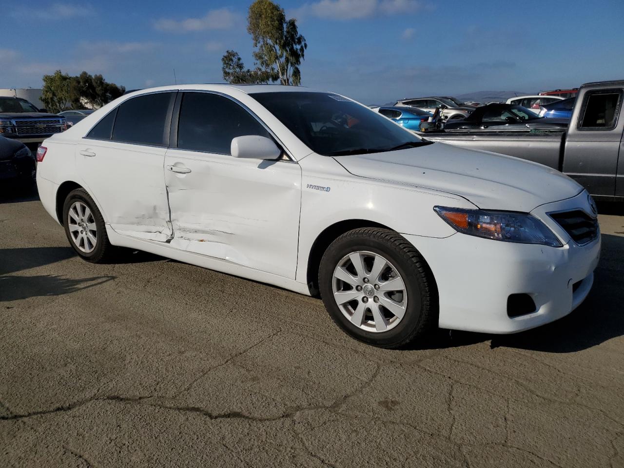 2009 Toyota Camry VIN 4T1BB46K19U096760 Copart auction photo, side / front end damage thumbnail 4