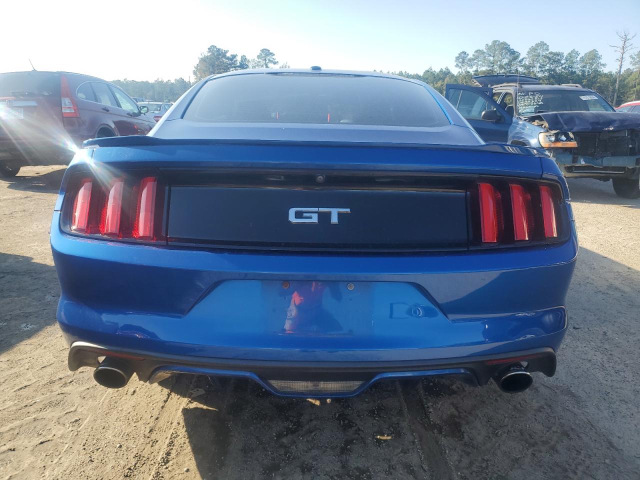 2017 Ford Mustang VIN 1FA6P8CF5H5262881 Copart auction photo, front end / side damage thumbnail 6
