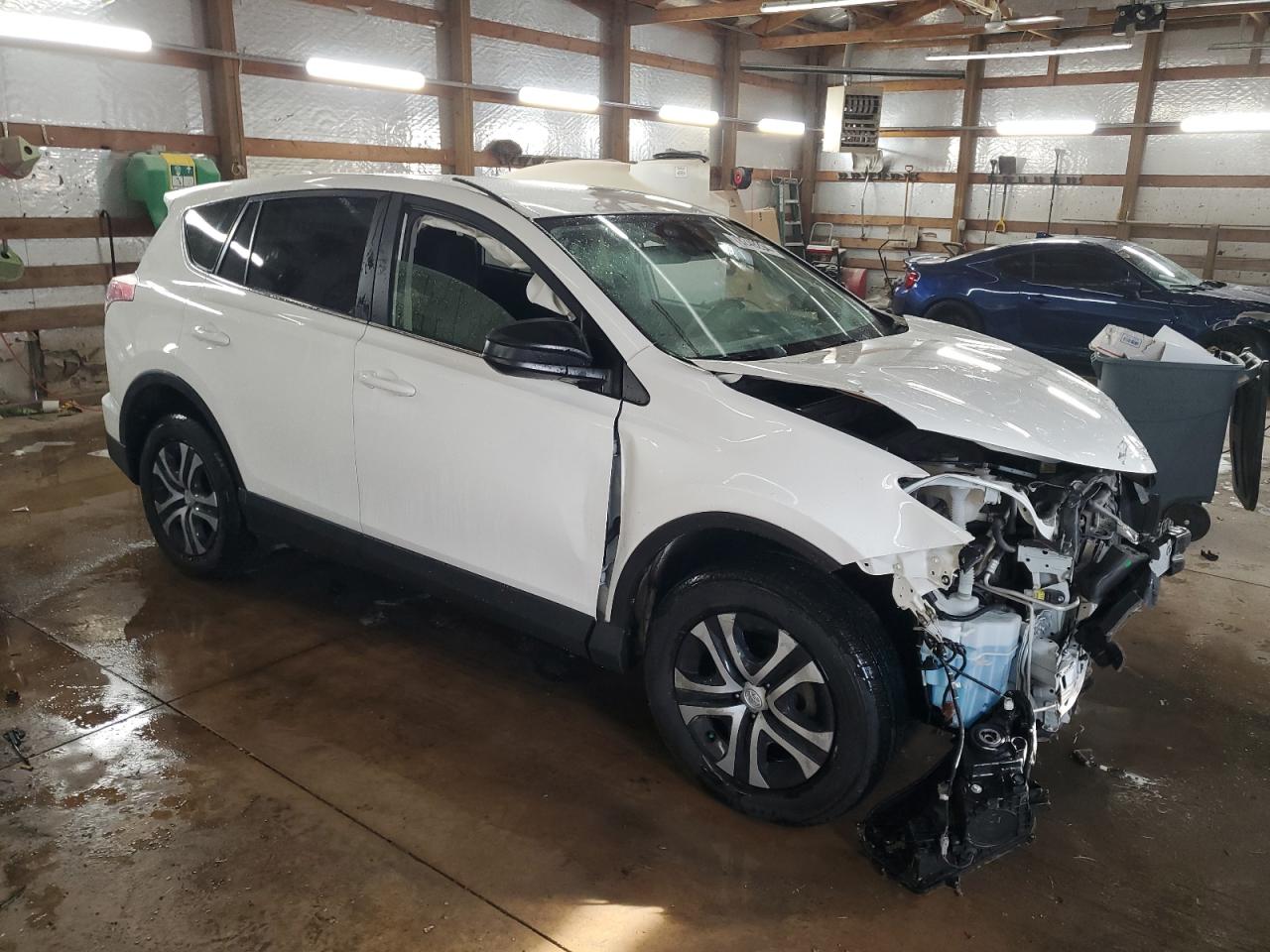 2018 Toyota RAV 4 VIN JTMBFREV0JJ185632 Copart auction photo, front end damage thumbnail 4