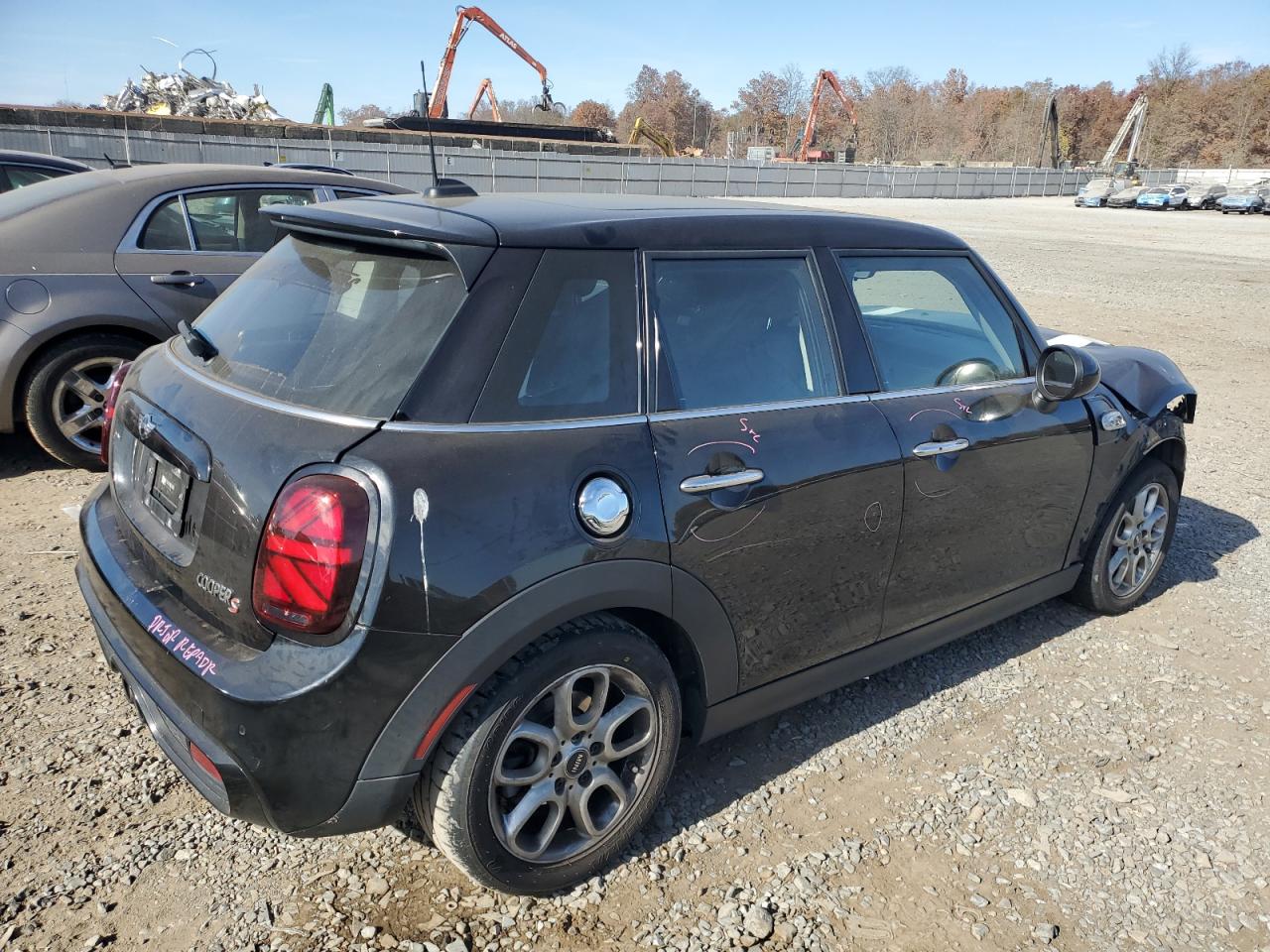 2018 MINI Cooper VIN WMWXU3C53J2F50052 Copart auction photo, biohazard/chemical / front end damage thumbnail 3