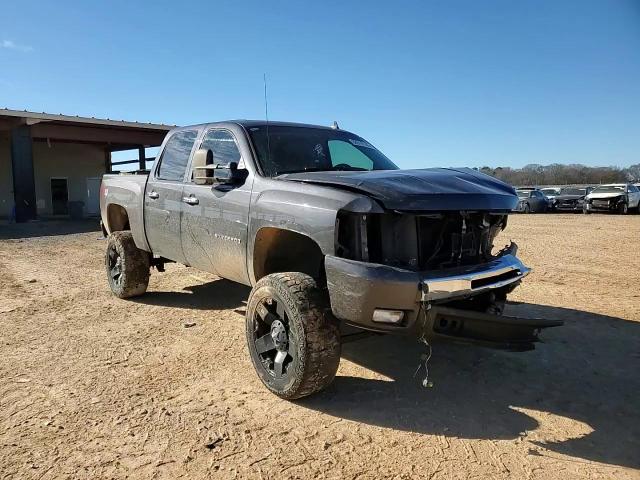 2011 Chevrolet Silverado VIN 3GCPKSE32BG111946 Copart auction photo, front end / side damage thumbnail 11