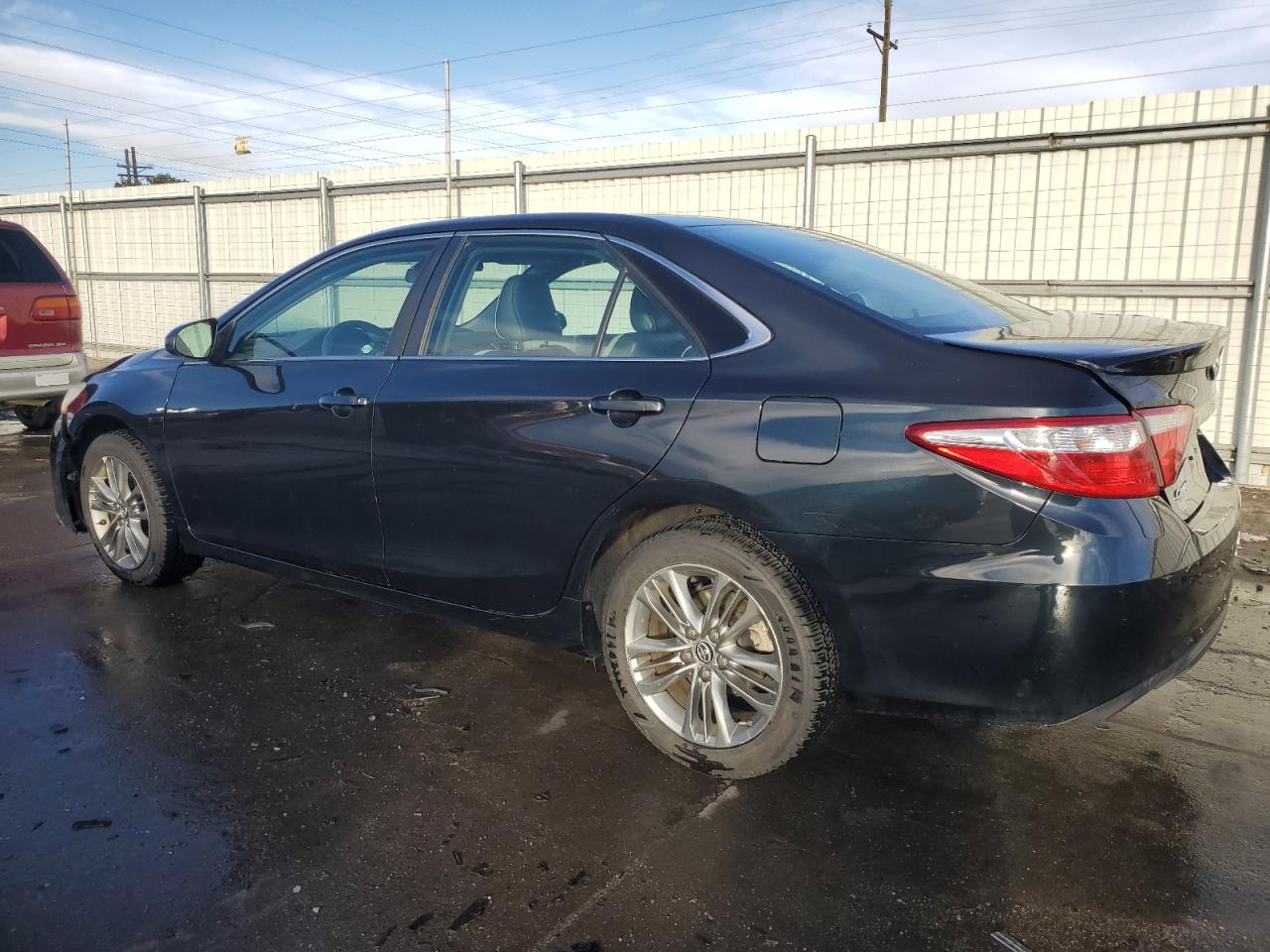 2015 Toyota Camry VIN 4T1BF1FK0FU098711 Copart auction photo, rear end / front end damage thumbnail 2