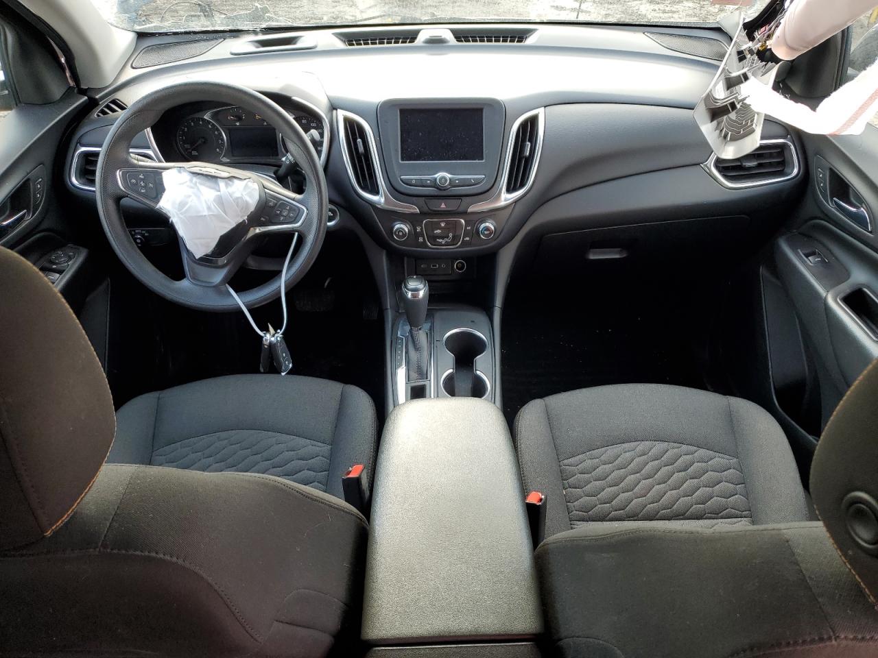 2021 Chevrolet Equinox VIN 2GNAXKEV8M6139345 Copart auction photo, front end / side damage thumbnail 8
