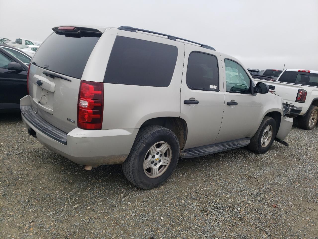 2008 Chevrolet Tahoe VIN 1GNFC13028R200752 Copart auction photo, front end damage thumbnail 3